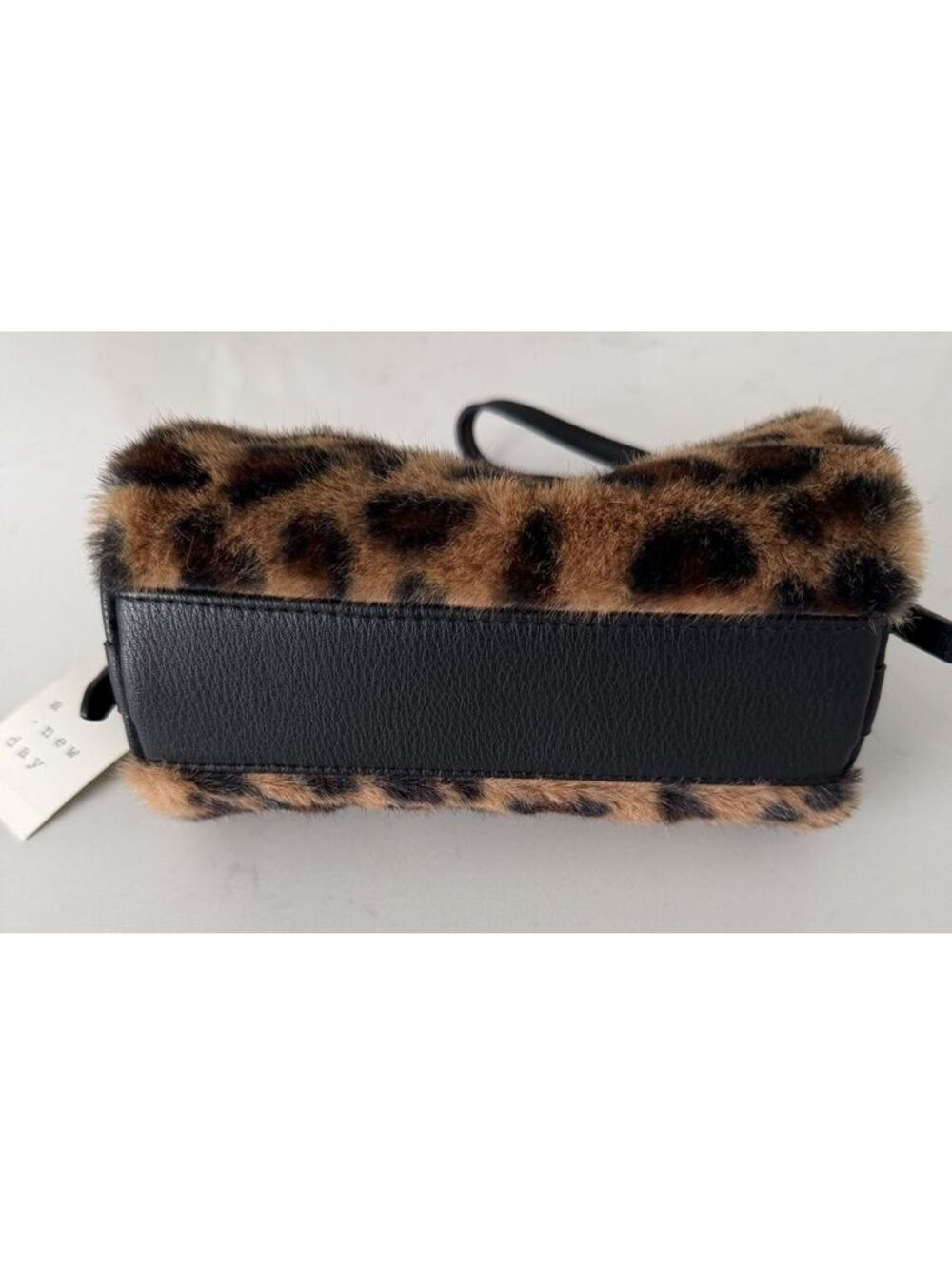 A New Day Faux Fur Leopard Print Shoulder Handbag - Picture 3 of 5